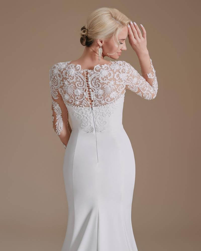 Elegant O Neck Long Sleeve Lace Mermaid Wedding Dress 1066